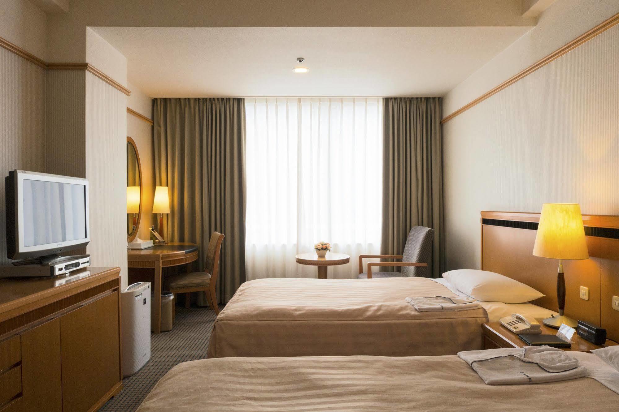 Orion Hotel Naha Extérieur photo